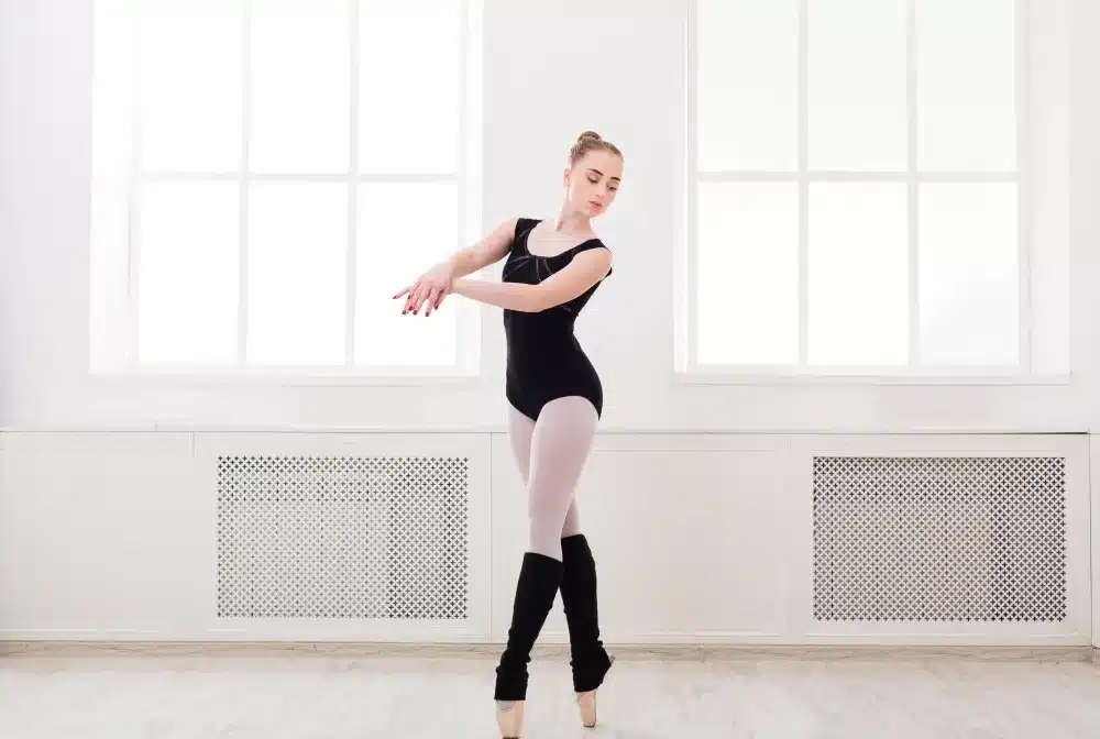 Five Basic Ballet Arm Positions Explained